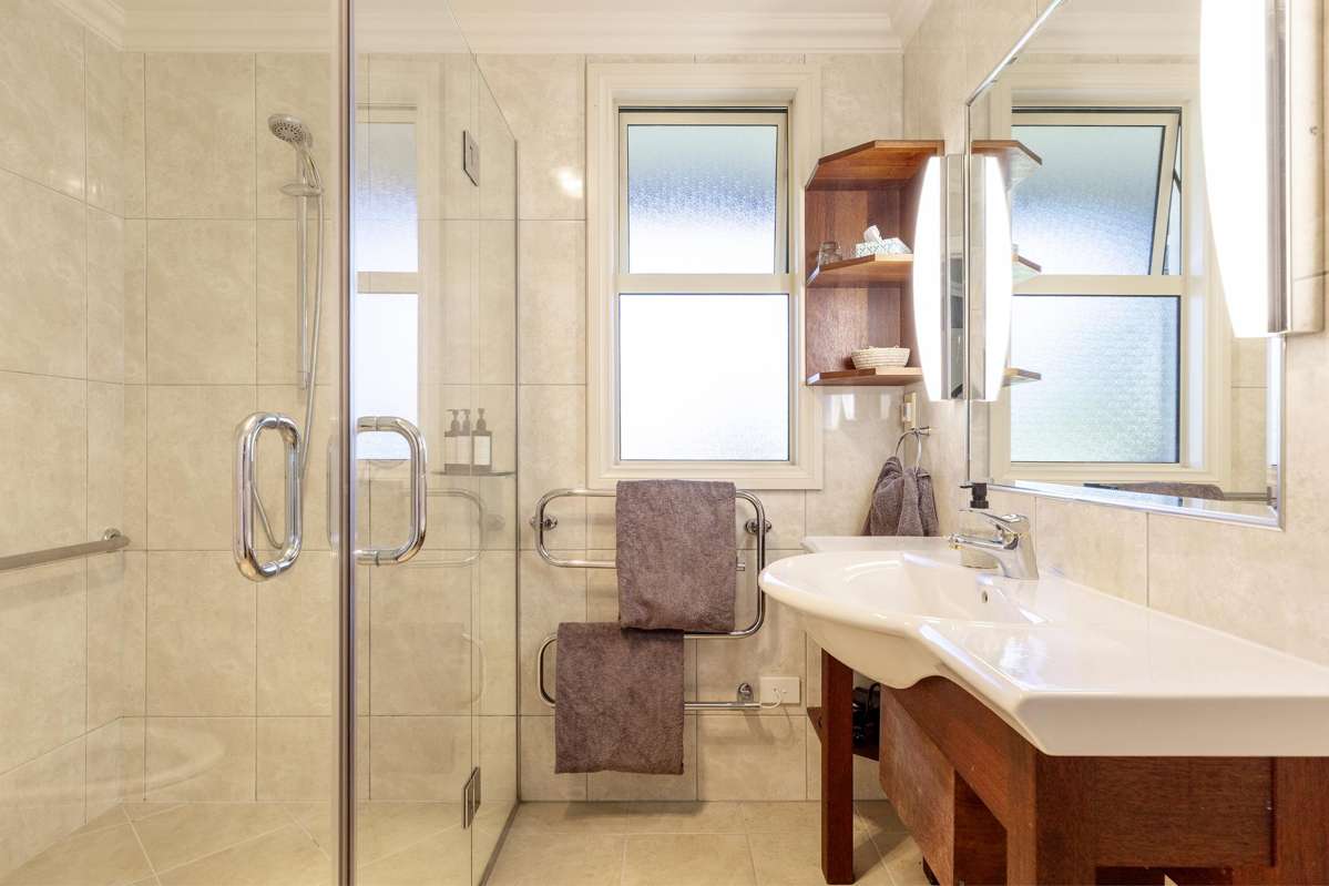 534 Gillespie Place_3