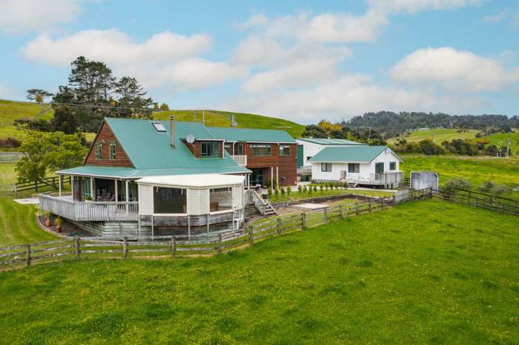 136 Muriwai Road Waimauku_30