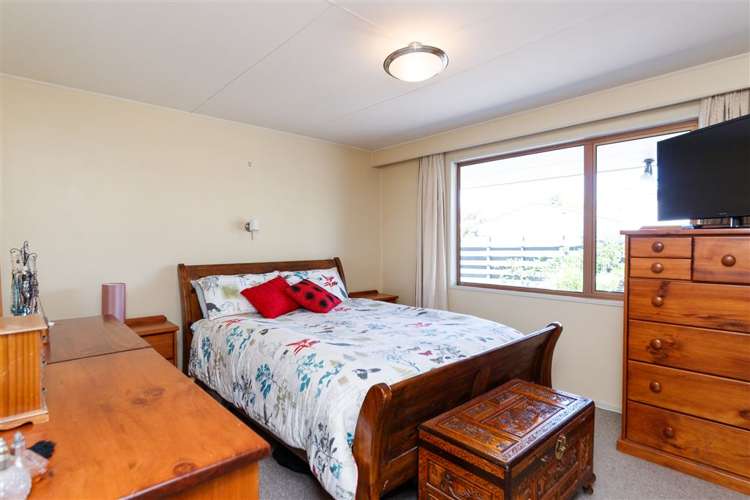 329 Kimbolton Road Feilding_12