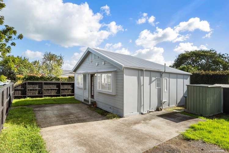 31 Springleigh Avenue Mt Albert_13