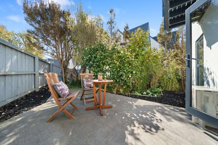 1/27 Cornwall Street Saint Albans_17
