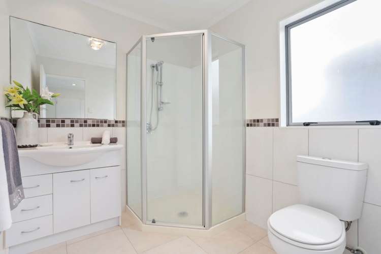 76 Clover Drive Henderson_14