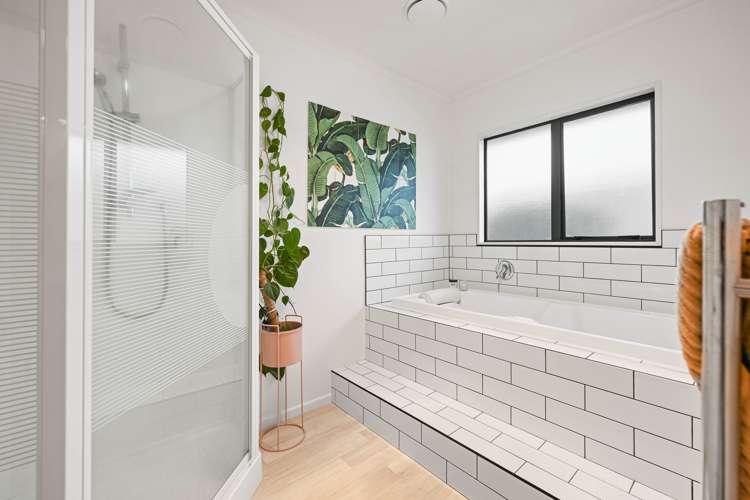 22 Ayrshire Drive Grandview Heights_13