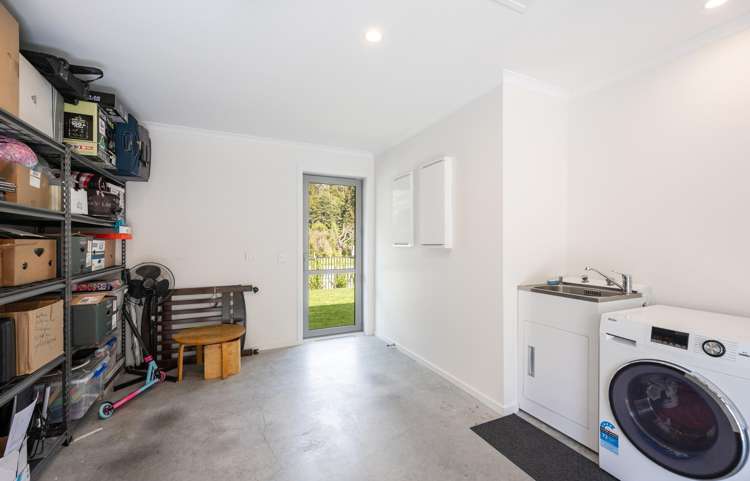 4 McLaughlin Lane Stoke_15