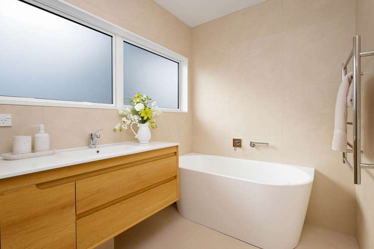 8 Nicholson Place Hillcrest_11