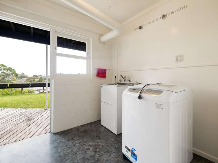 6 Glamis Avenue Dinsdale_20