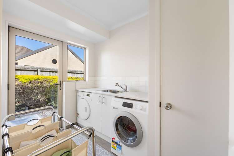 12 Mahuri Street Parklands_9