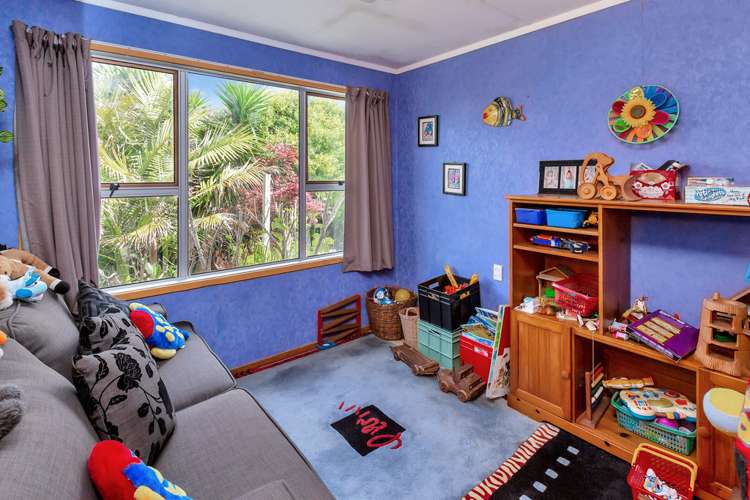 8 Montgomery Avenue Onerahi_11