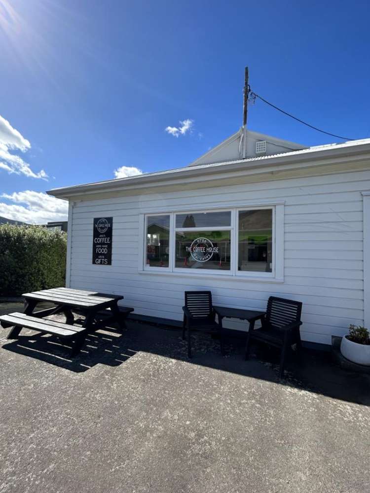 6786 State Highway 6 1912_14