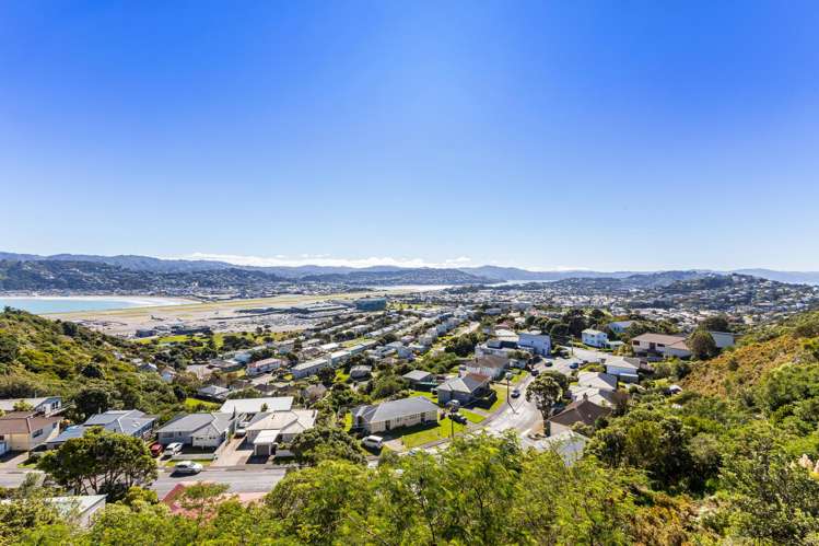 13 Birkhall Grove Strathmore Park_3