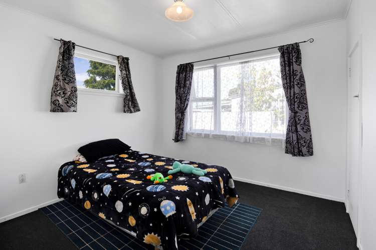 15a Pratt Street Waitara_5