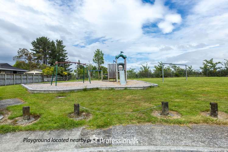 8 Robson Street Stokes Valley_25