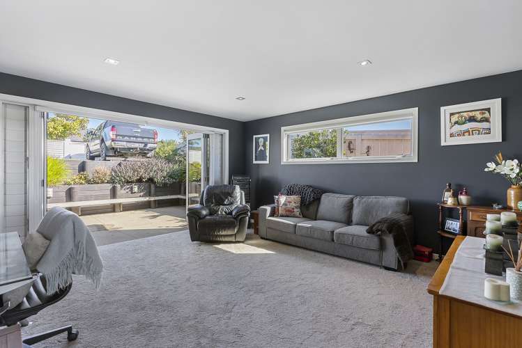 79 Liberty Crescent Beachlands_10