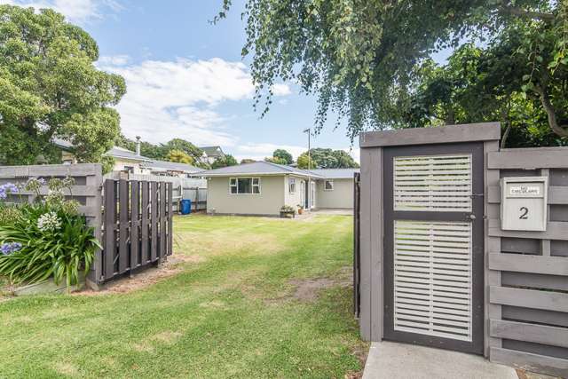 2 Martin Road Paraparaumu Beach_1