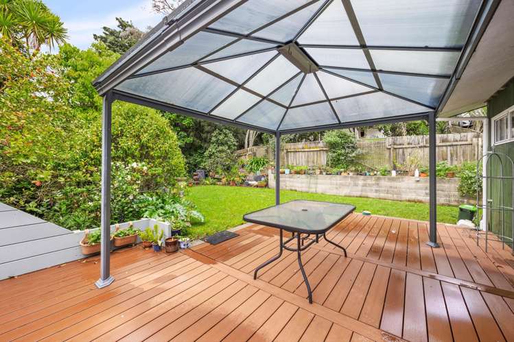 37 Haseler Crescent Mellons Bay_10