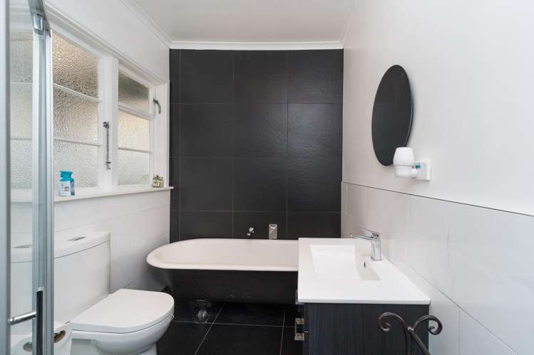 100 West Street Feilding_15