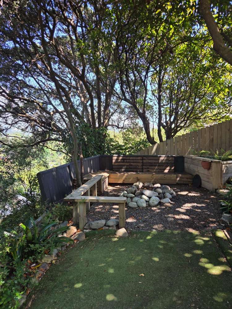 81 Renown Road Raumati South_12