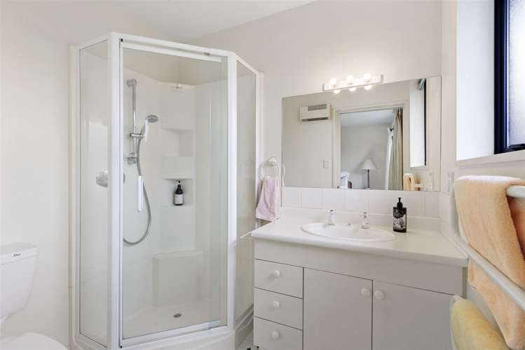 5 Octavius Lane Sockburn_8