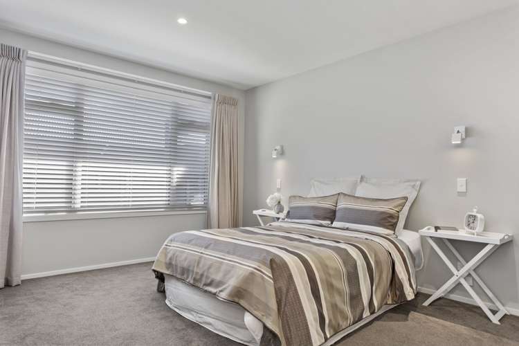 19 Noumea Drive Rangatira Park_9