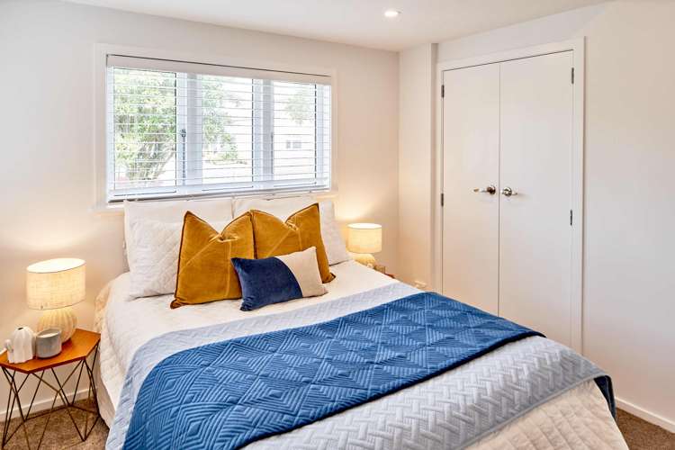 11 Tory Street Petone_12