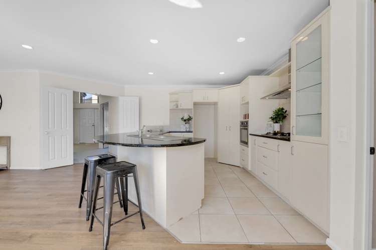 56 Claremont Way East Tamaki Heights_15