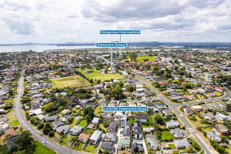 84a Vodanovich Road Te Atatu South_24