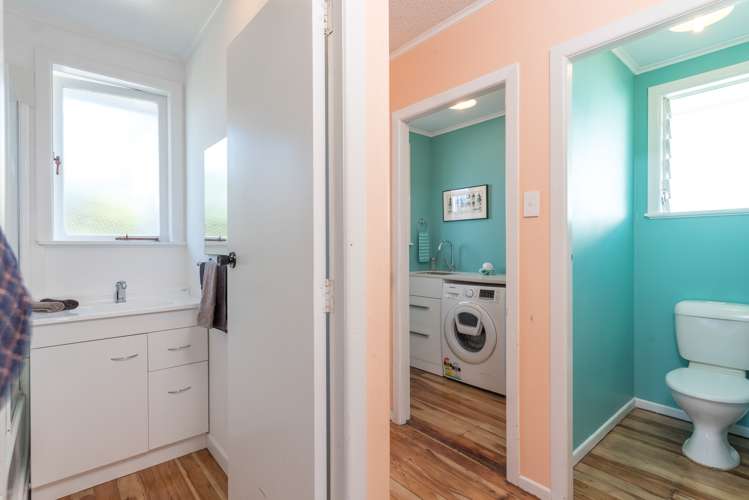 15 Kelwyn Road Kelston_13