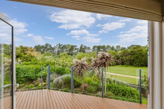 Double glazed Riverdale retreat