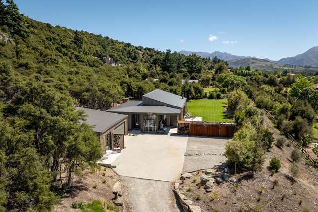 10 Goldie Lane Albert Town_1