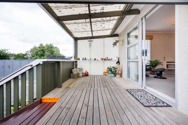 9 Bristol Crescent Roslyn_12