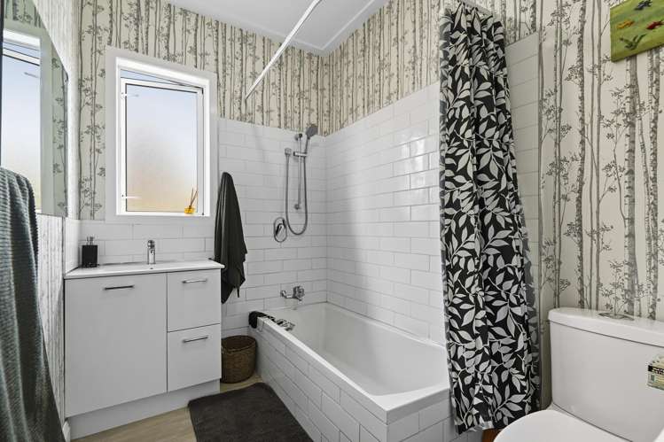 5 Huse Lane Te Puke_14