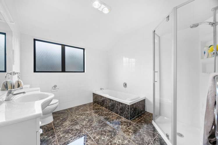 51 Hogarth Rise West Harbour_15