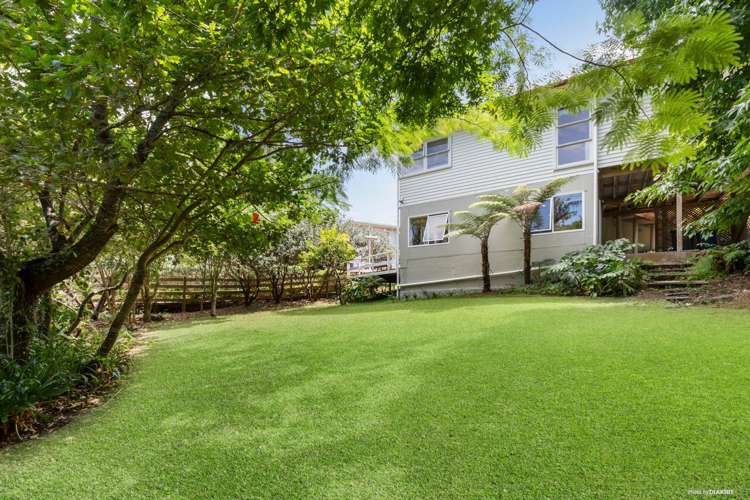 22 Wyoming Avenue Murrays Bay_17