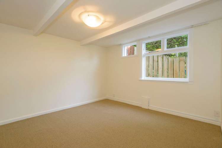 39 Winchester Street Lyttelton_12