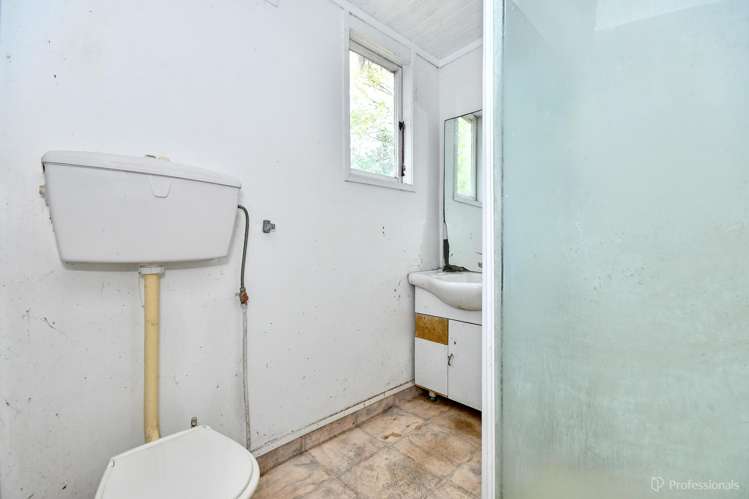 21 Gray Avenue Mangere East_11