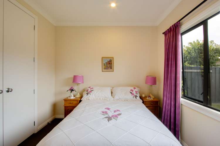 3 Portland Place Poraiti_14