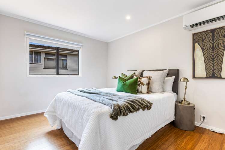 2/12 Neil Avenue Te Atatu Peninsula_9