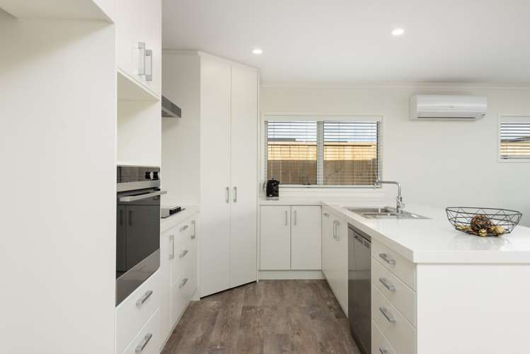 10 Awatira Drive Papamoa_5