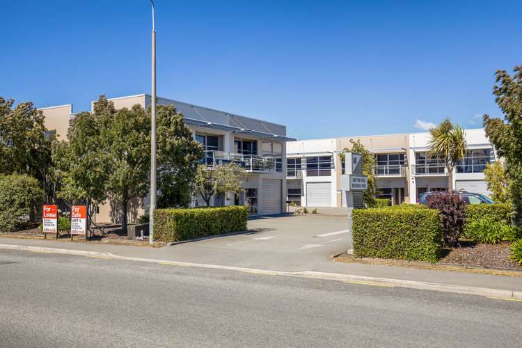 2/40 Hayton Road Wigram_13