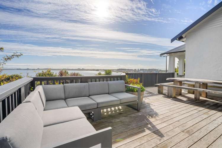 39 Orepuki Riverton Highway_1