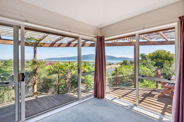 174 Weggery Drive Waikanae Beach_9
