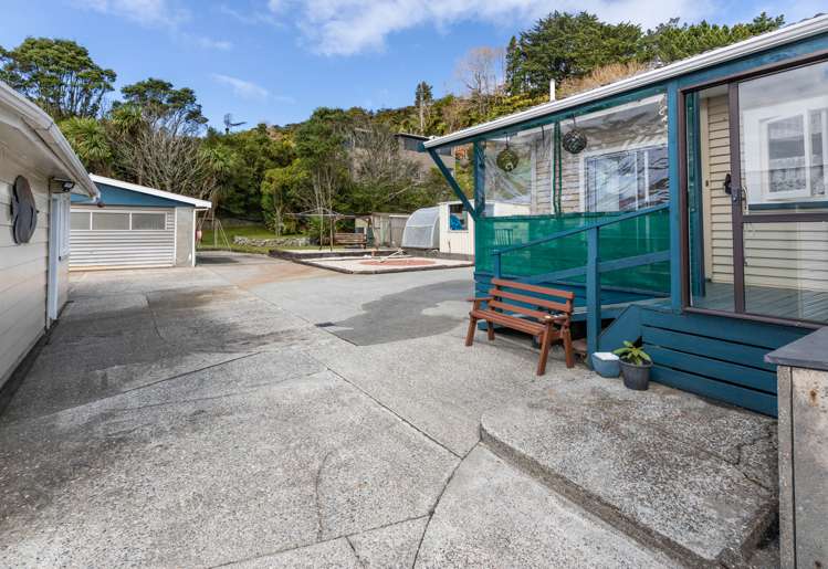 27 Byron Street Greymouth_19