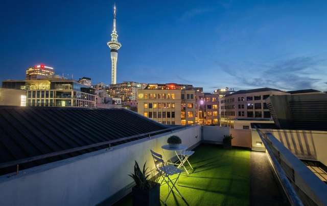 Penthouse with Exclusive Rooftop Deck!