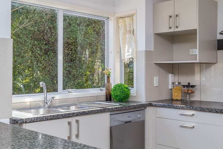 2/31 Ruawai Road Mount Wellington_4