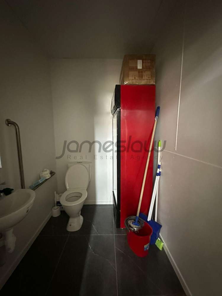 185 Great South Road Manurewa_13