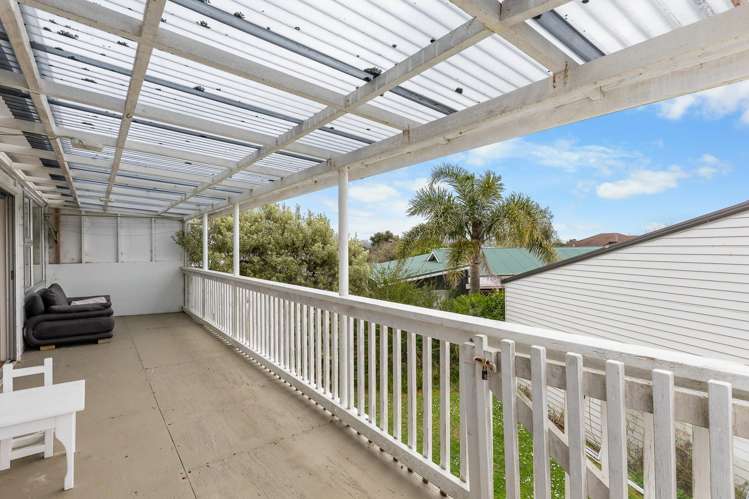 74 Wharf Road Clarks Beach_12