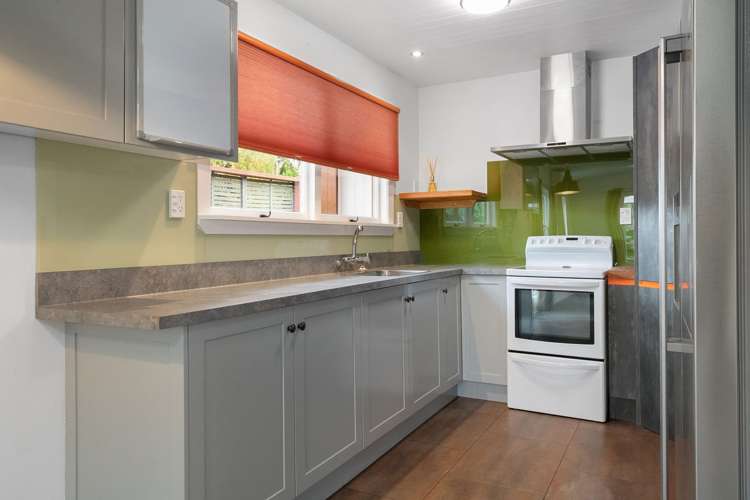 37 Queens Avenue Waikuku Beach_9