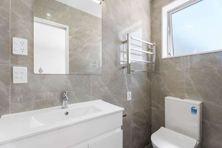 1B Sirius Place Botany Downs_15