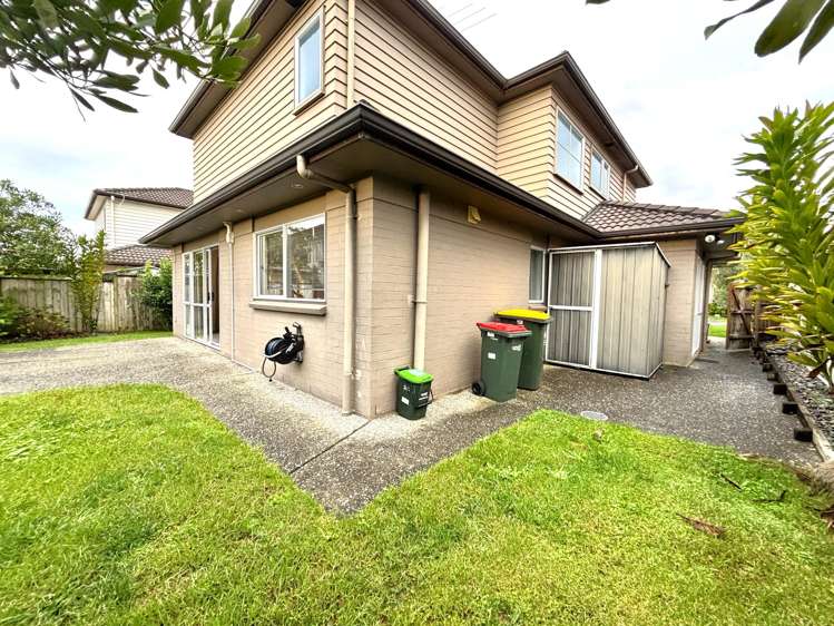 5 Oswald Close Flat Bush_17