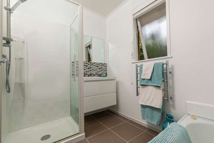 2/6 Palawan Place Torbay_8